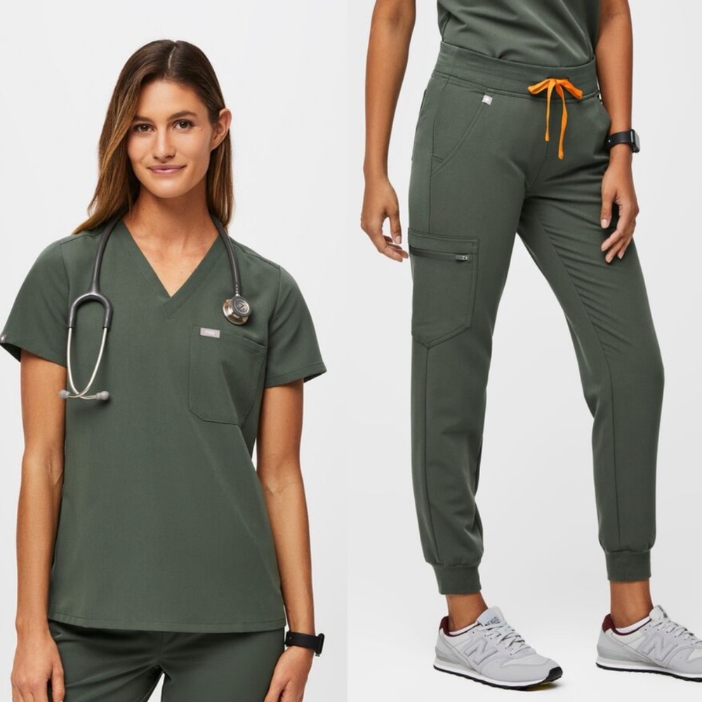 Figs Catarina/Zamora jogger set - moss small